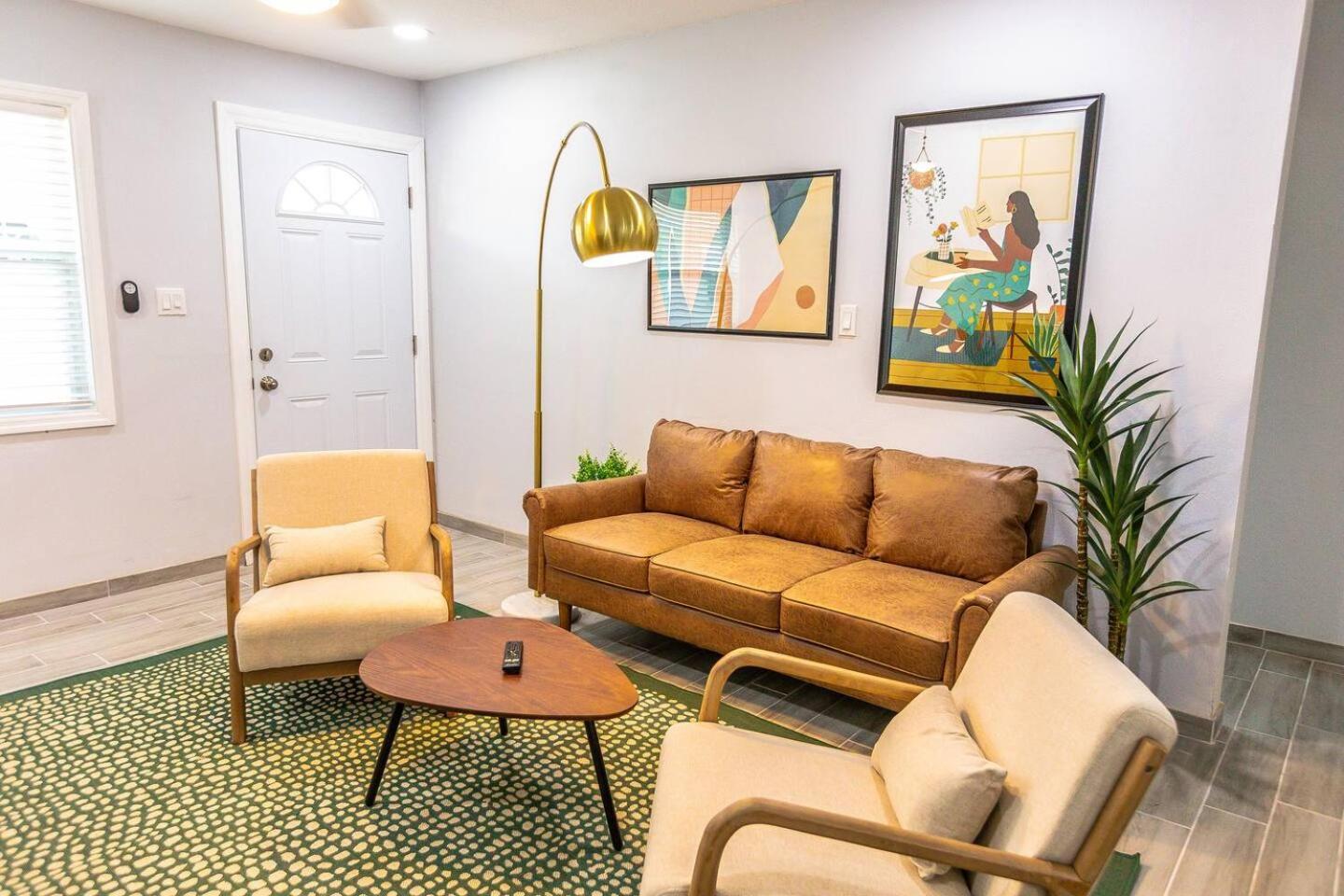 Trendy Home By Jet Skis, Parks & Art Hotspots サラソータ エクステリア 写真